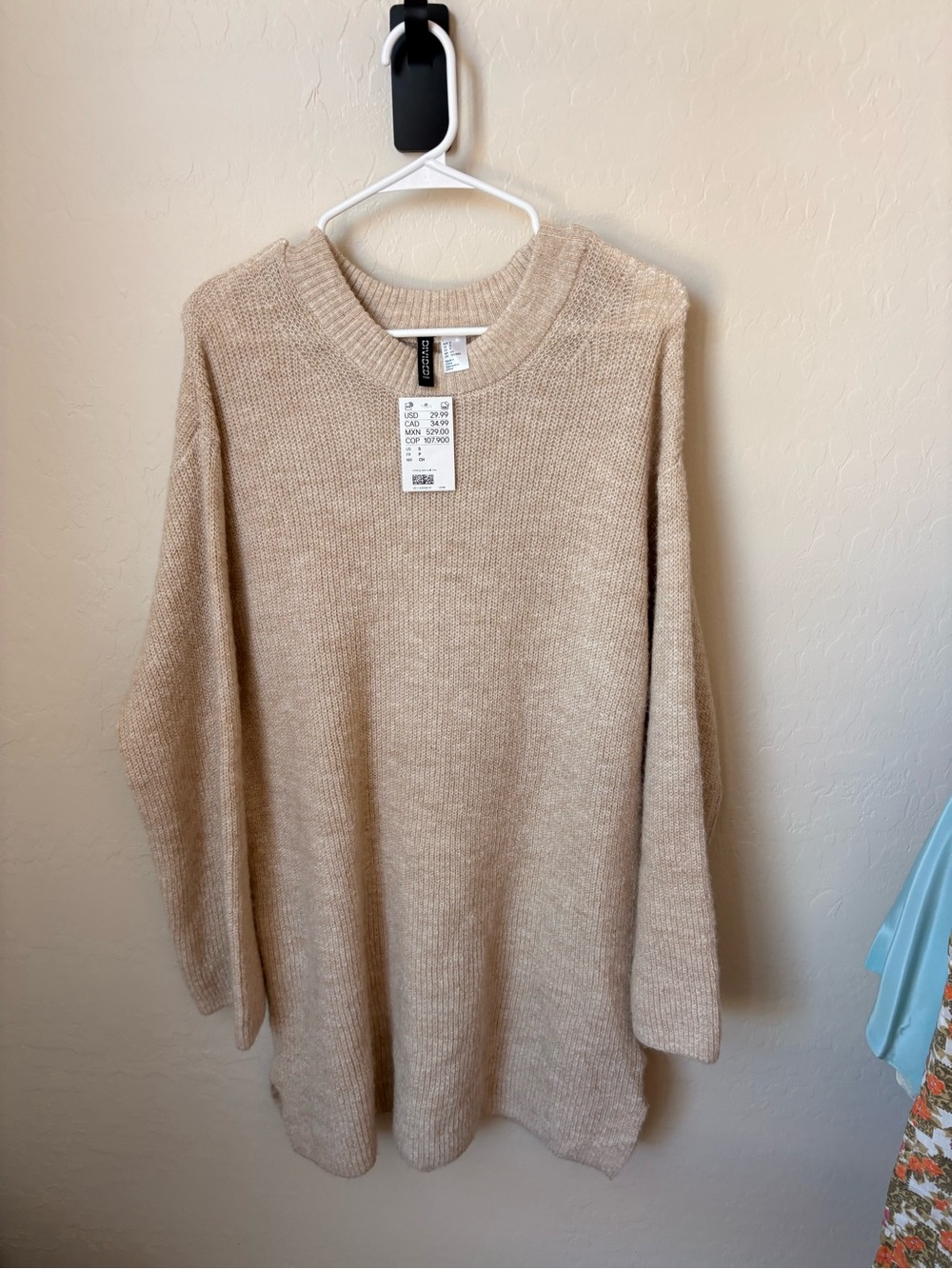 NWT! Women's H&M Crewneck Long Knit Sweater - Cream